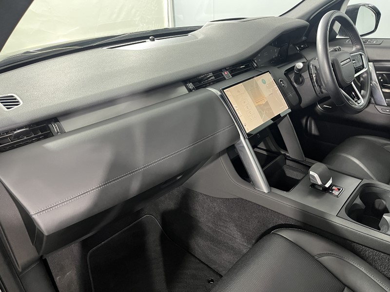 2023 (73) LAND ROVER DISCOVERY SPORT 2.0 D200 Dynamic HSE 5dr Auto [7 Seat] 5571429