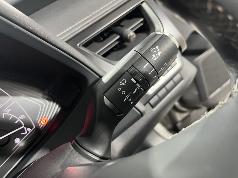 2020 (70) LEXUS UX 250h 2.0 5dr CVT [Nav] 5567268