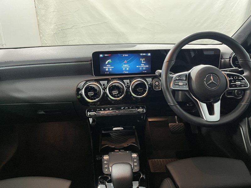 2021 (21) MERCEDES-BENZ A CLASS A200 Sport Executive 5dr Auto 5573006