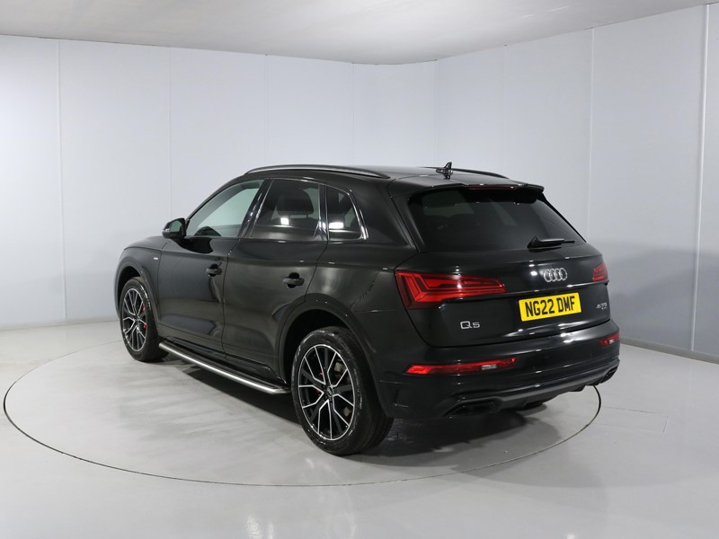 2022 (22) AUDI Q5 45 TFSI Quattro Edition 1 5dr S Tronic 1