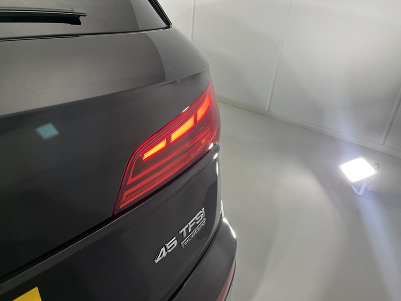 2022 (22) AUDI Q5 45 TFSI Quattro Edition 1 5dr S Tronic 5583563