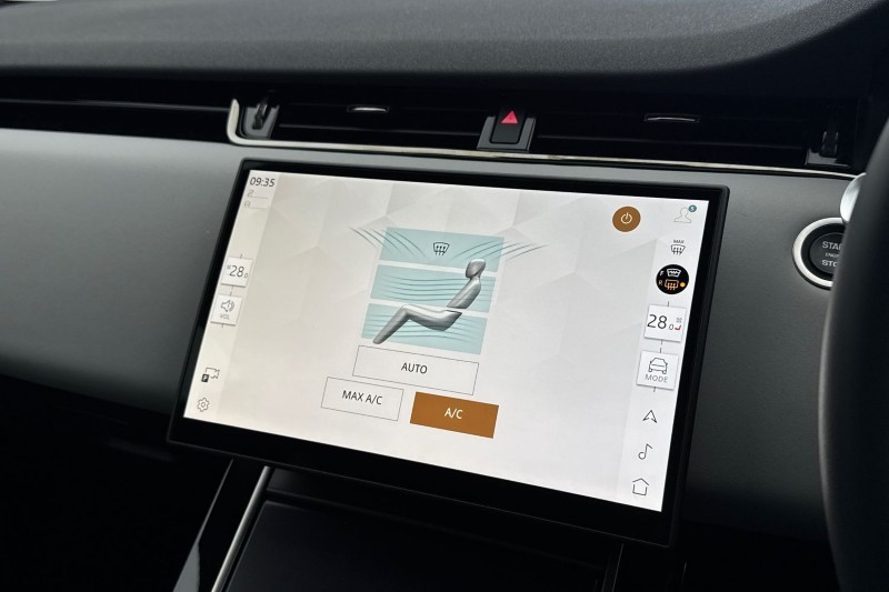 2025 (25) LAND ROVER RANGE ROVER EVOQUE 2.0 D200 Edition 5dr Auto 4960635