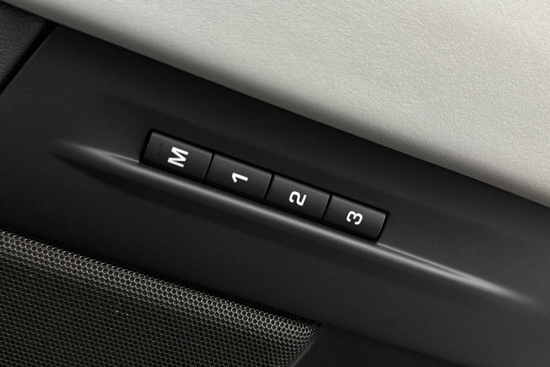 2025 (25) LAND ROVER RANGE ROVER EVOQUE 2.0 D200 Edition 5dr Auto 4960655