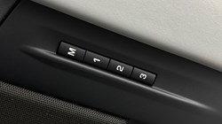 2025 (25) LAND ROVER RANGE ROVER EVOQUE 2.0 D200 Edition 5dr Auto 4960655