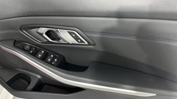 2019 (19) BMW 3 SERIES 320d M Sport 4dr 5571705