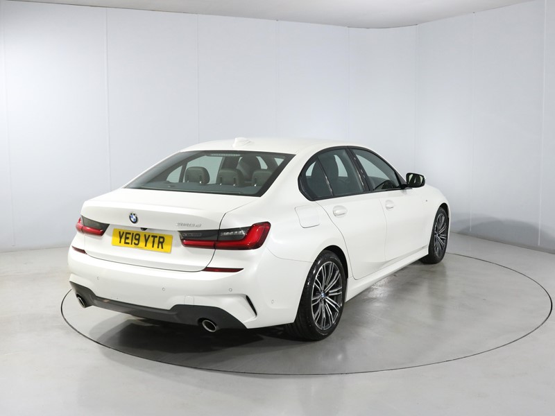 2019 (19) BMW 3 SERIES 320d M Sport 4dr 5571733