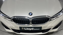 2019 (19) BMW 3 SERIES 320d M Sport 4dr 5571727