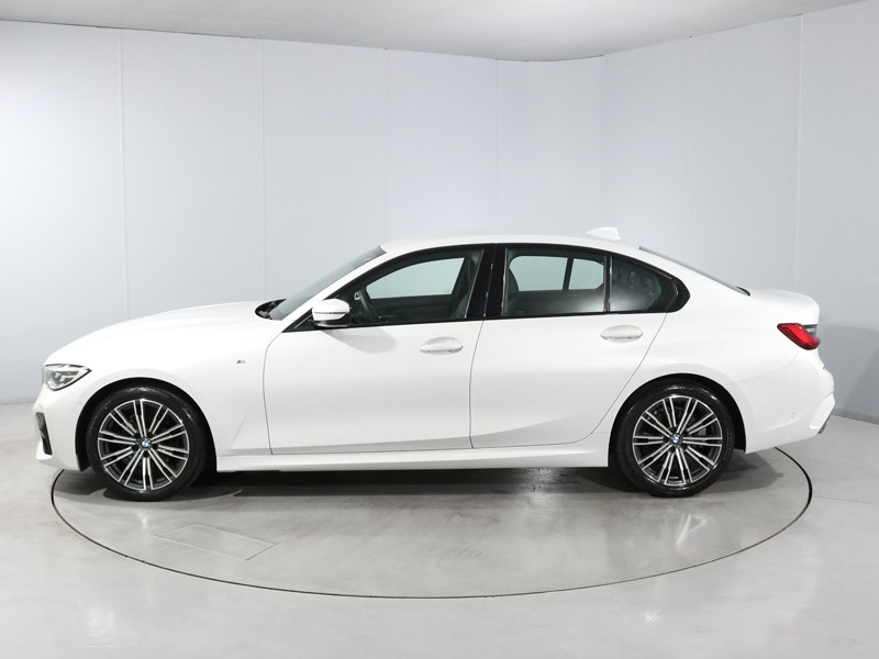 2019 (19) BMW 3 SERIES 320d M Sport 4dr 5571734