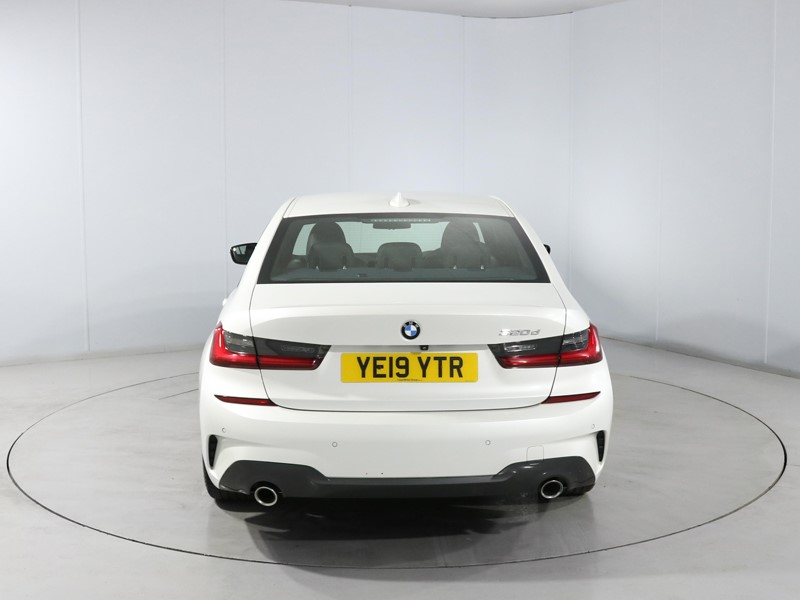 2019 (19) BMW 3 SERIES 320d M Sport 4dr 5571700