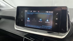 2021 (70) PEUGEOT 208 1.2 PureTech 100 Allure 5dr 5582860
