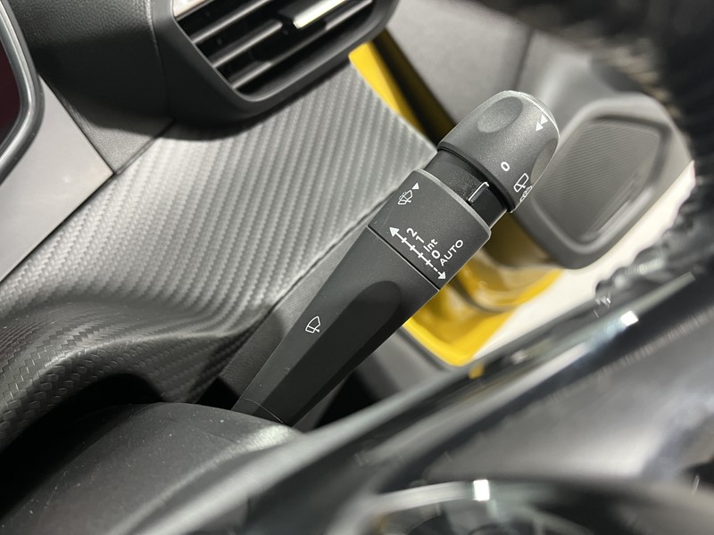 2021 (70) PEUGEOT 208 1.2 PureTech 100 Allure 5dr 5582857