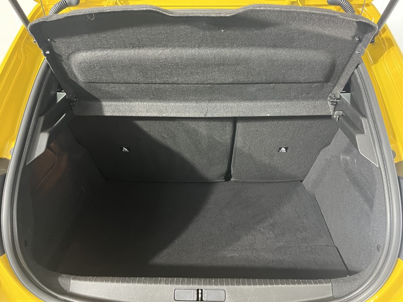 2021 (70) PEUGEOT 208 1.2 PureTech 100 Allure 5dr 5582848
