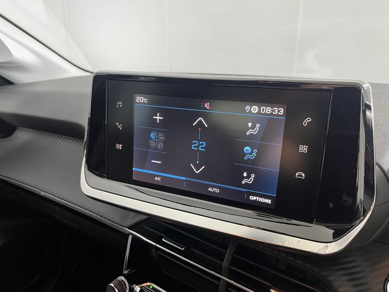 2021 (70) PEUGEOT 208 1.2 PureTech 100 Allure 5dr 5582862