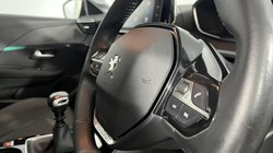 2021 (70) PEUGEOT 208 1.2 PureTech 100 Allure 5dr 5582854