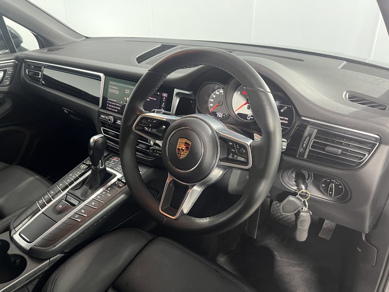 2020 (70) PORSCHE MACAN S 5dr PDK 5597545