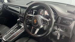 2020 (70) PORSCHE MACAN S 5dr PDK 5597545