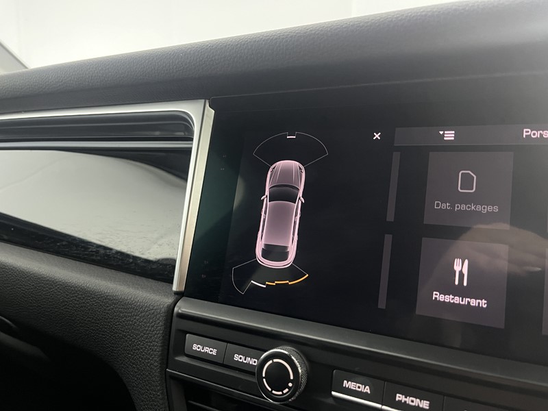 2020 (70) PORSCHE MACAN S 5dr PDK 5597557