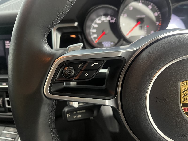 2020 (70) PORSCHE MACAN S 5dr PDK 5597562