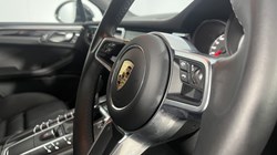 2020 (70) PORSCHE MACAN S 5dr PDK 5597561