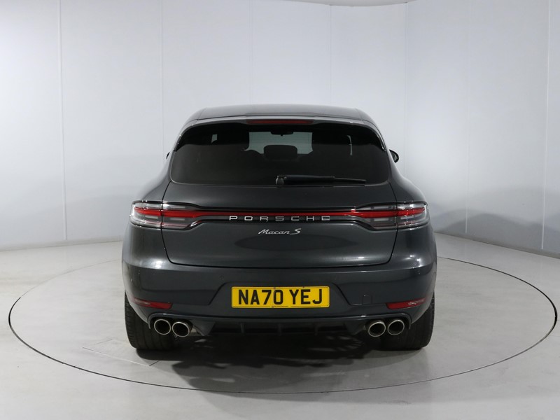 2020 (70) PORSCHE MACAN S 5dr PDK 5597554
