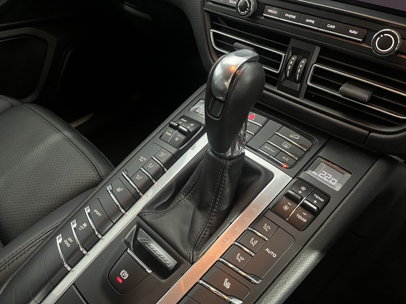 2020 (70) PORSCHE MACAN S 5dr PDK 5597549