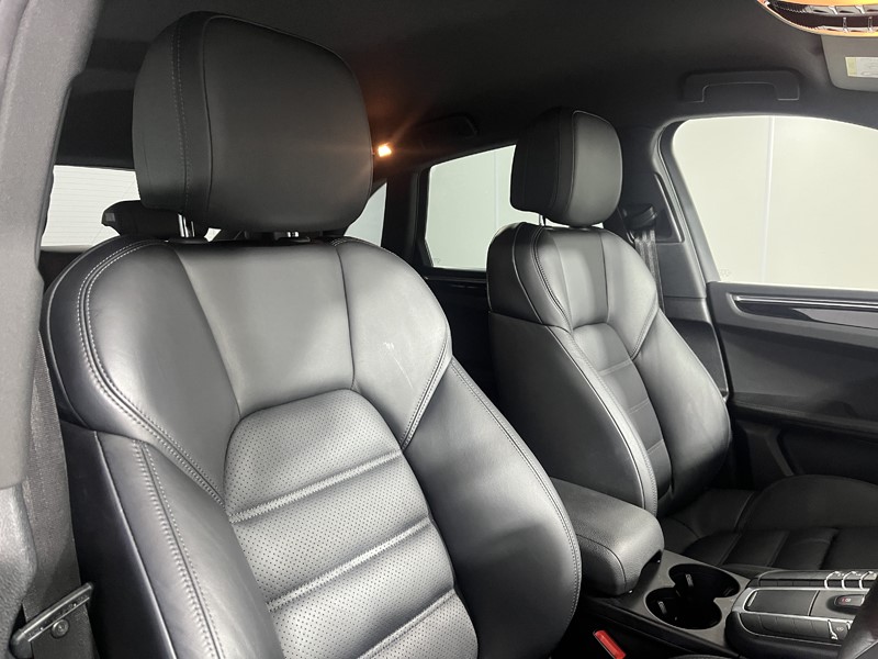 2020 (70) PORSCHE MACAN S 5dr PDK 5597550