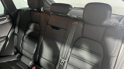 2020 (70) PORSCHE MACAN S 5dr PDK 5597551