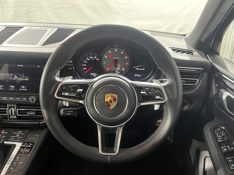 2020 (70) PORSCHE MACAN S 5dr PDK 5597544