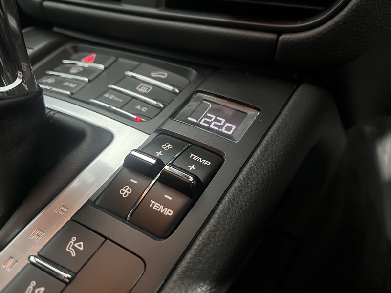 2020 (70) PORSCHE MACAN S 5dr PDK 5597569