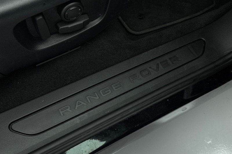 2025 (25) LAND ROVER RANGE ROVER EVOQUE 2.0 D165 S 5dr Auto 4962526