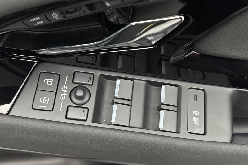 2025 (25) LAND ROVER RANGE ROVER EVOQUE 2.0 D165 S 5dr Auto 4962513