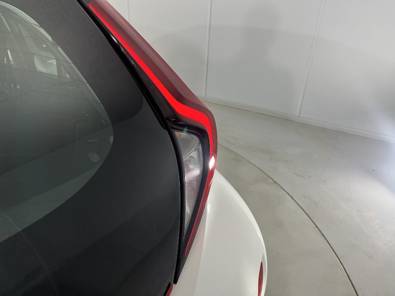 2023 (23) TOYOTA AYGO X 1.0 VVT-i Pure 5dr 5636071