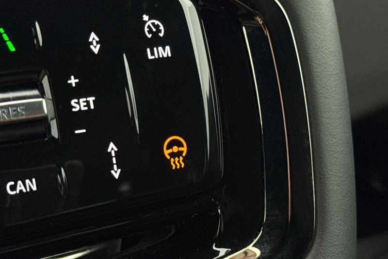 2025 (25) LAND ROVER RANGE ROVER EVOQUE 2.0 D165 S 5dr Auto 4963208