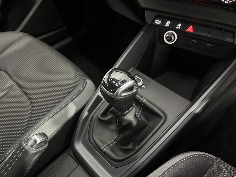 2019 (19) AUDI A1 35 TFSI S Line 5dr 5646179