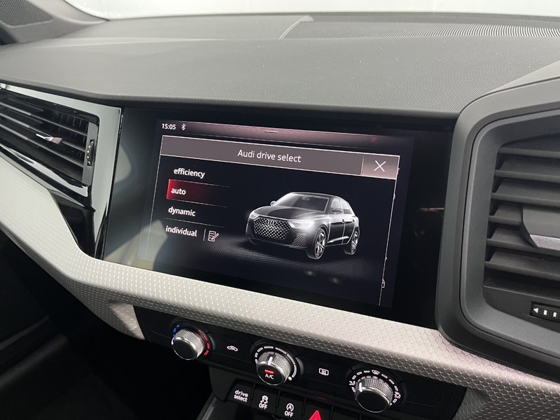 2019 (19) AUDI A1 35 TFSI S Line 5dr 5646200