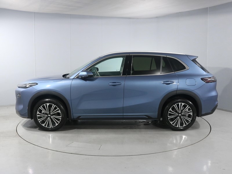 2026 (26) GEELY STARRAY 1.5 EM-i Ultra 5dr Auto 5878750