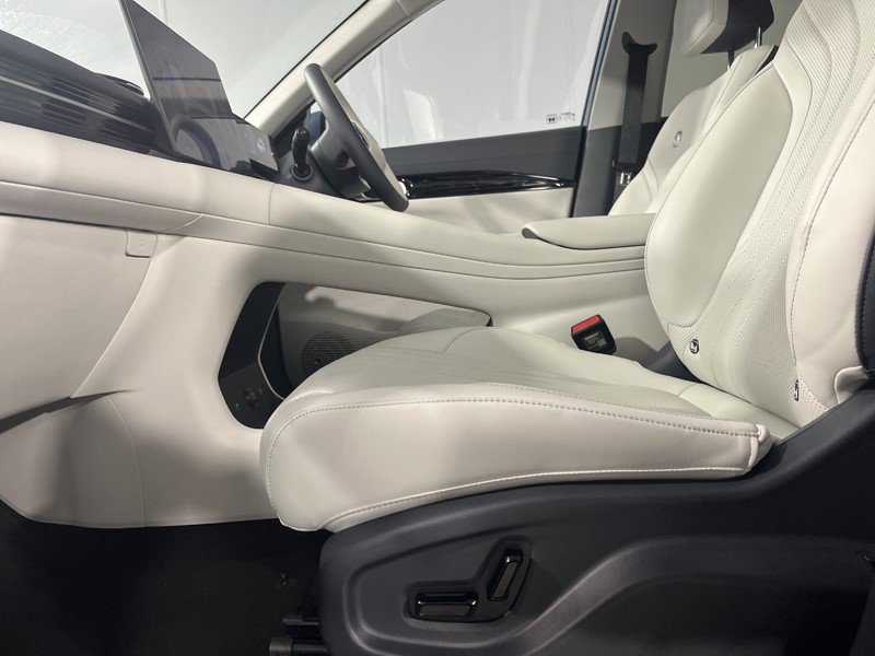 2026 (26) GEELY STARRAY 1.5 EM-i Ultra 5dr Auto 5878737