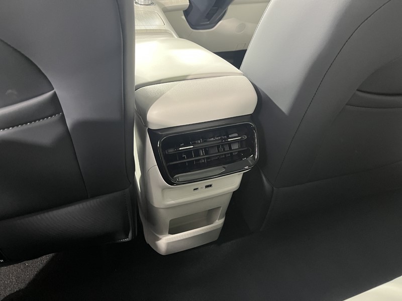 2026 (26) GEELY STARRAY 1.5 EM-i Ultra 5dr Auto 5878741