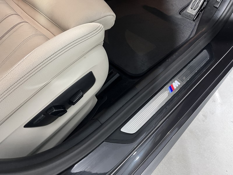 2020 (70) BMW 5 SERIES 520d MHT M Sport 5dr Auto 5715770