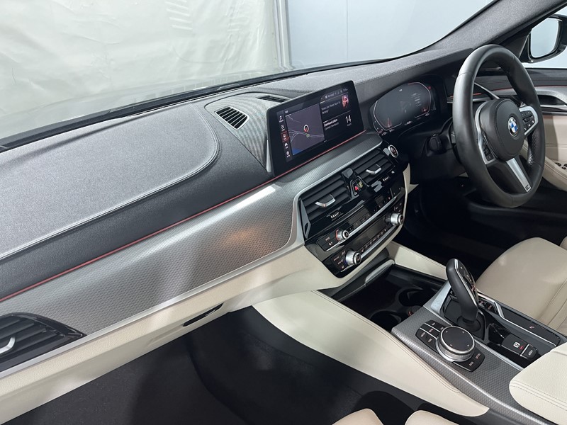 2020 (70) BMW 5 SERIES 520d MHT M Sport 5dr Auto 5715758
