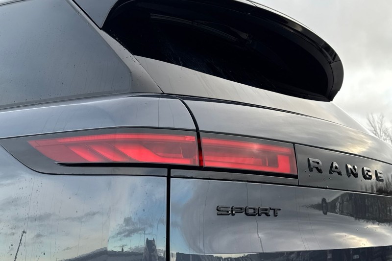  LAND ROVER RANGE ROVER SPORT 3.0 P460e Dynamic SE 5dr Auto 4926083