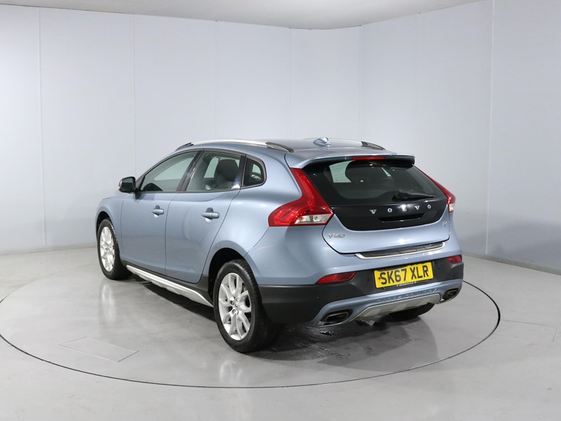 2017 (67) VOLVO V40 T3 [152] Cross Country Nav Plus 5dr 5675942