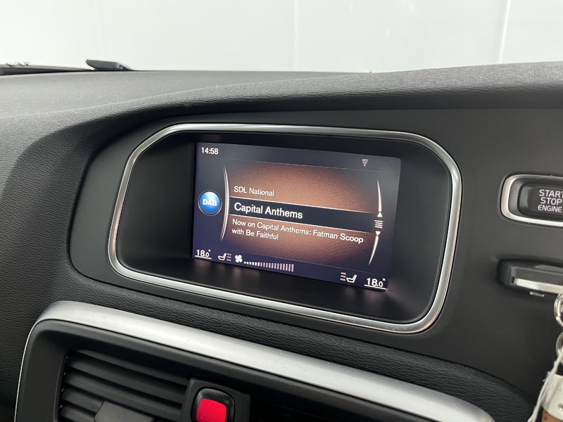 2017 (67) VOLVO V40 T3 [152] Cross Country Nav Plus 5dr 5675967
