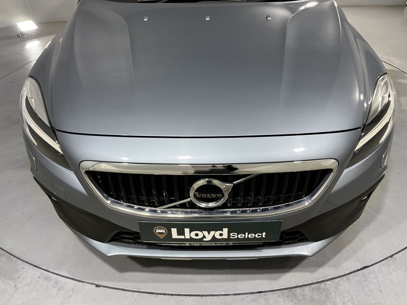 2017 (67) VOLVO V40 T3 [152] Cross Country Nav Plus 5dr 5675976