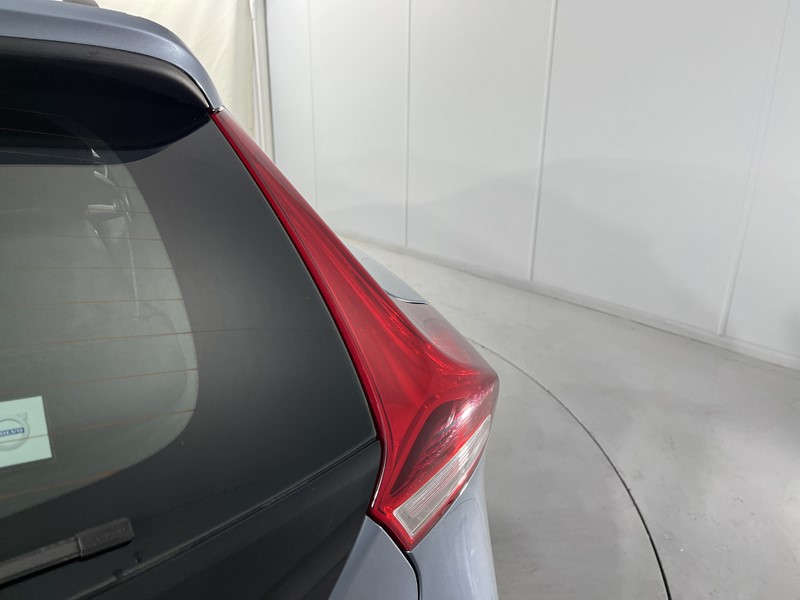 2017 (67) VOLVO V40 T3 [152] Cross Country Nav Plus 5dr 5675978