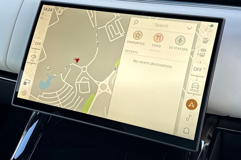  LAND ROVER RANGE ROVER SPORT 3.0 P460e Dynamic SE 5dr Auto 5160695