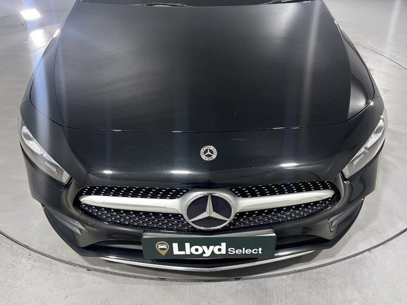 2021 (70) MERCEDES-BENZ A CLASS A200d AMG Line 4dr Auto 5695669