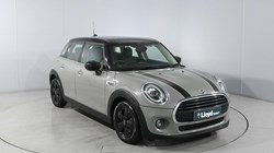 2020 (70) MINI HATCHBACK 1.5 Cooper Classic II 5dr 5698195