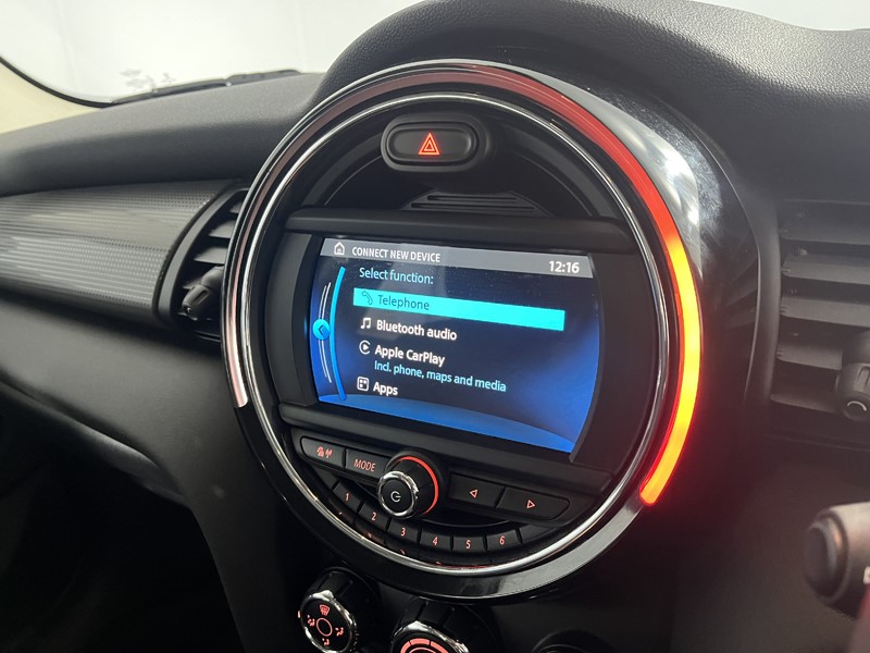 2020 (70) MINI HATCHBACK 1.5 Cooper Classic II 5dr 5698221