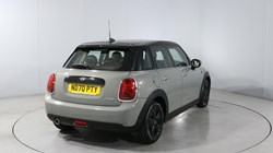 2020 (70) MINI HATCHBACK 1.5 Cooper Classic II 5dr 5698232